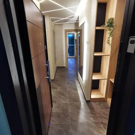 Princ Lux Jaccuzi And Sauna With Free Parking Appartement *