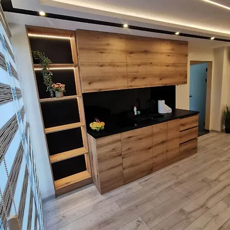 Princ Lux Jaccuzi And Sauna With Free Parking Appartement