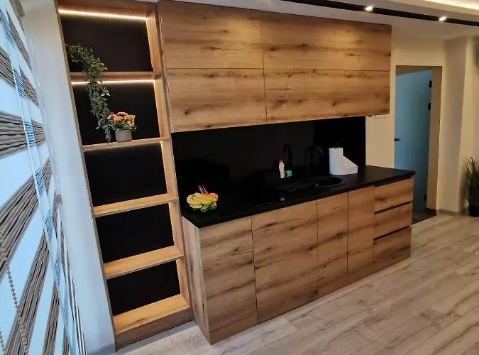 Princ Lux Jaccuzi And Sauna With Free Parking شقة