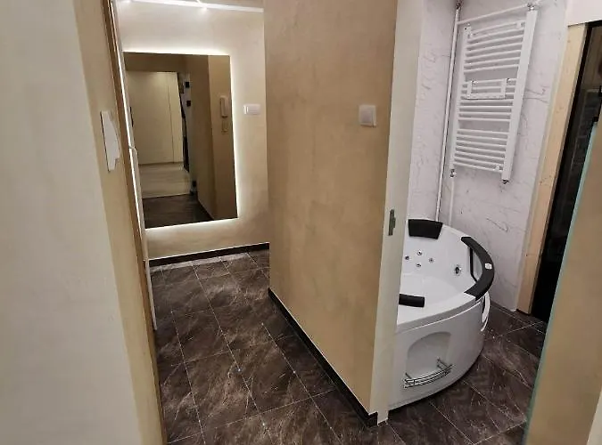 شقة Princ Lux Jaccuzi And Sauna With Free Parking